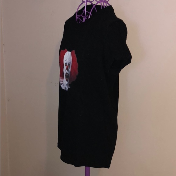 It Pennywise Tee - Picture 3 of 5